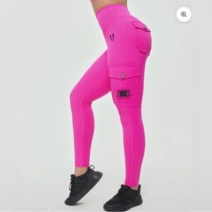 New Firm Abs CARGO FITNESS LEGGINGS - FUCHSIA Large